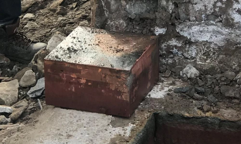 ΗΠΑ: Βρέθηκε και 2η χρονοκάψουλα κάτω από το άγαλμα του στρατηγού Λι-Αγωνία για το περιεχόμενο